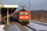 BR 112/179765/112-120-1-mit-dem-re4-re 112 120-1 mit dem RE4 (RE 37311) von Rathenow nach Jterbog, stand Heute auf Gleis 2 in Rathenow. 10.02.2012 