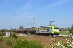 br-185-private/698090/captrain-185-548-war-mit-einem Captrain 185 548 war mit einem Kesselzug von Hamburg nach Stendell unterwegs.