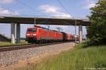 BR 189/272702/189-002-9--189-059-9-db 189 002-9 & 189 059-9 DB Schenker Rail Deutschland AG mit einem Falns Ganzzug bei Nennhausen und fuhren in Richtung Rathenow weiter. 08.06.2013
