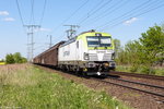 ITL/495551/193-893-5-itl---eisenbahngesellschaft-mbh 193 893-5 ITL - Eisenbahngesellschaft mbH mit einem H-Wagen Ganzzug in Stendal und fuhr weiter in Richtung Magdeburg. 10.05.2016