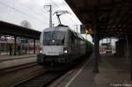 Raildox/184348/es-64-u2---102-182 ES 64 U2 - 102 (182 602-3) HUPAC fr Raildox GmbH & Co. KG mit einem Holzzug in Stendal und fuhr mit dem Holzzug nach Borstel/Niedergrne weiter. 10.03.2012