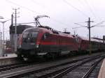 railjet/209914/railjetzug-mit-vorspann-steht-am-14072012 Railjetzug mit vorspann steht am 14.07.2012 in Linz Hbf.
