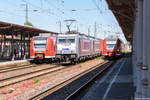 br-386/559654/386-012-9-metrans-rail-sro-mit 386 012-9 METRANS Rail s.r.o. mit der Wagenlok 386 009-5 und einem Containerzug in Stendal und fuhr weiter in Richtung Salzwedel. 02.06.2017